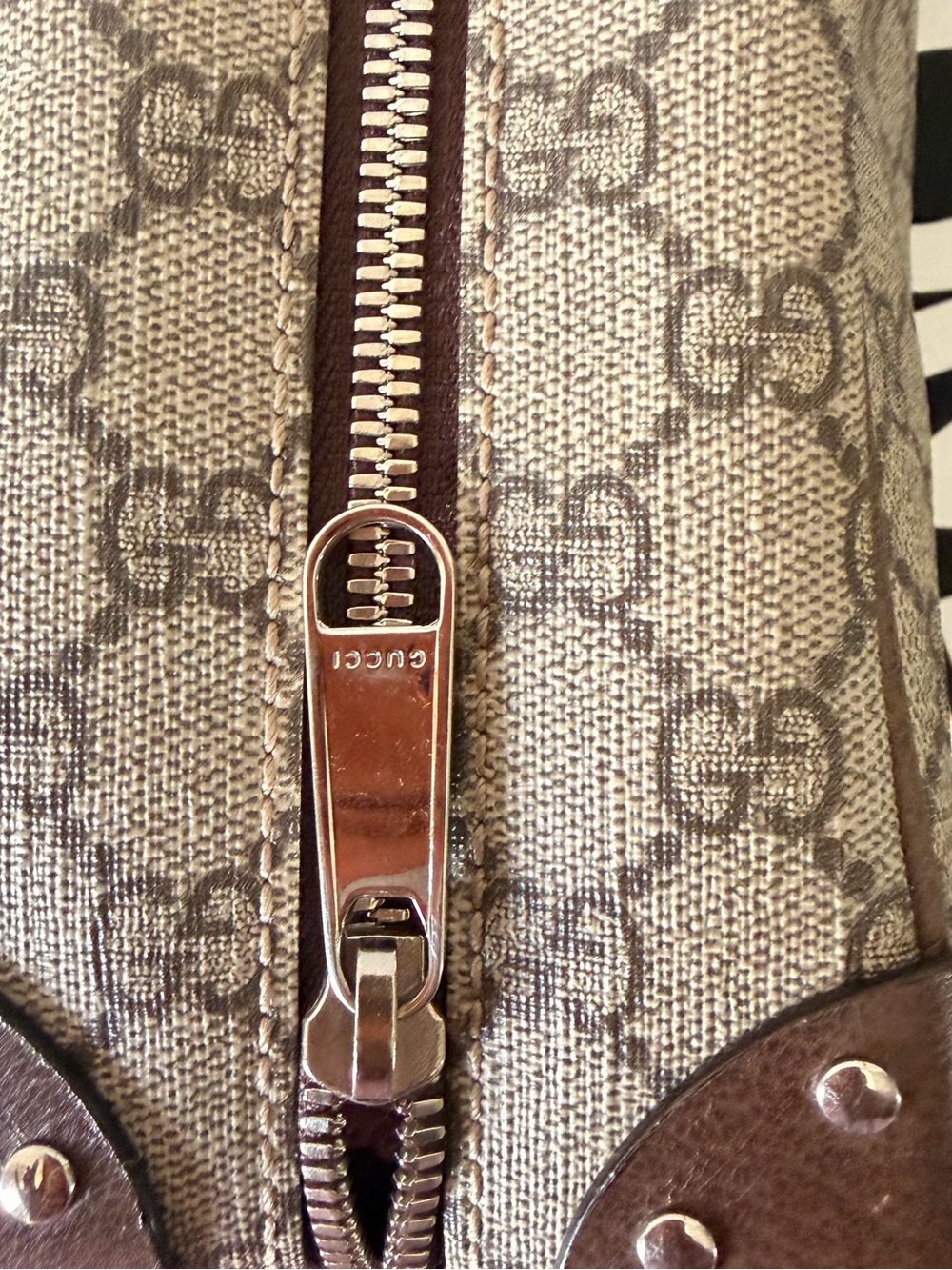 GUCCI GG Supreme Monogram Square Shoulder Bag Brown Strap Trunk Boxy - Picture 7 of 16